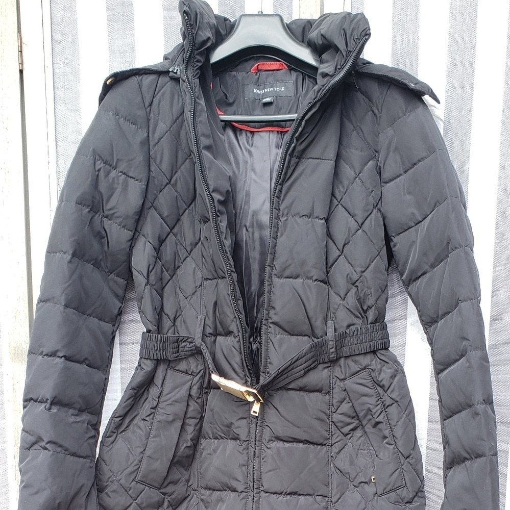 Jones New York black faux fur trim coat
